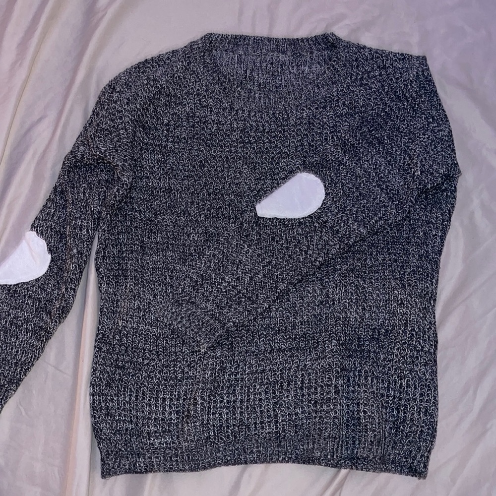 Grey knit sweater with elbow pads